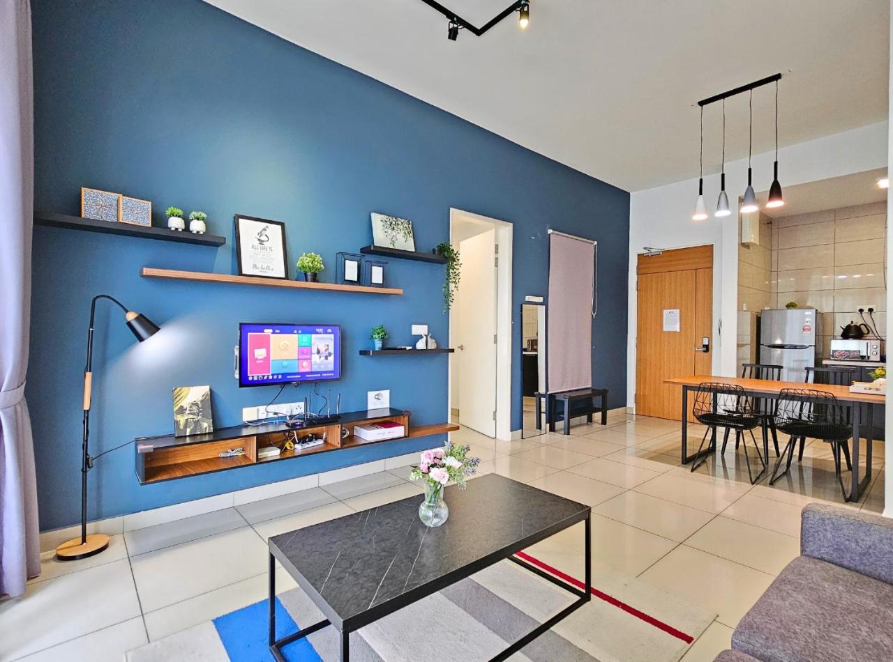 Conezion Near Ioi City Mall, Maeps Serdang, Putrajaya By Cloud Host Luaran gambar