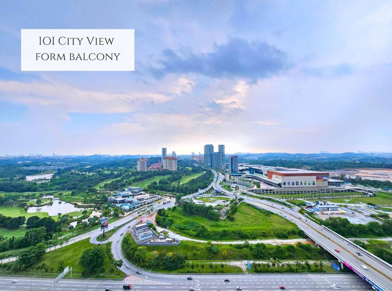 Conezion Near Ioi City Mall, Maeps Serdang, Putrajaya By Cloud Host Bilik gambar