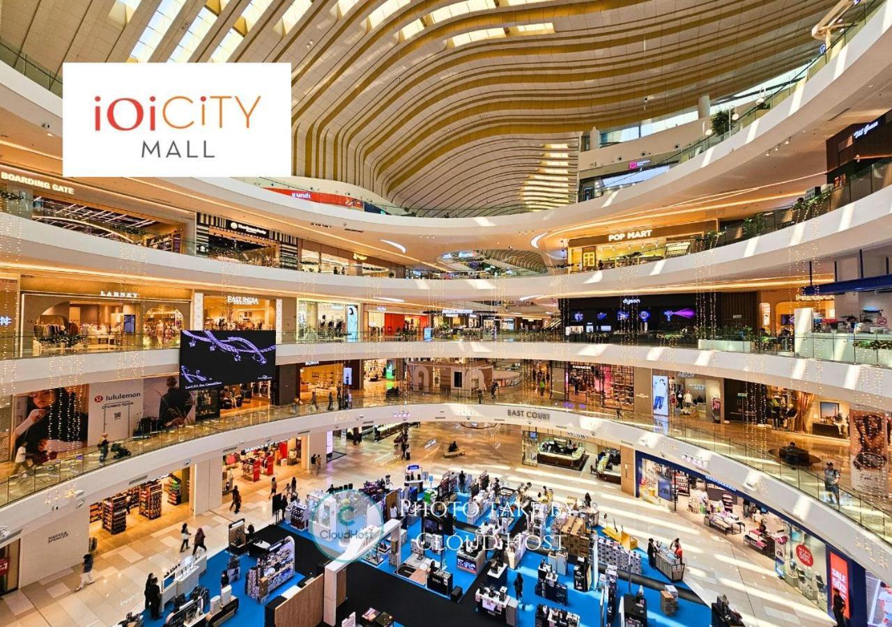 Conezion Near Ioi City Mall, Maeps Serdang, Putrajaya By Cloud Host Luaran gambar